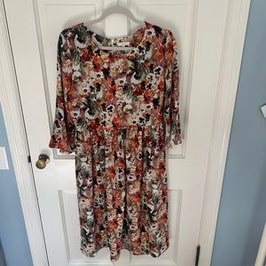 Le Lis Floral Dress